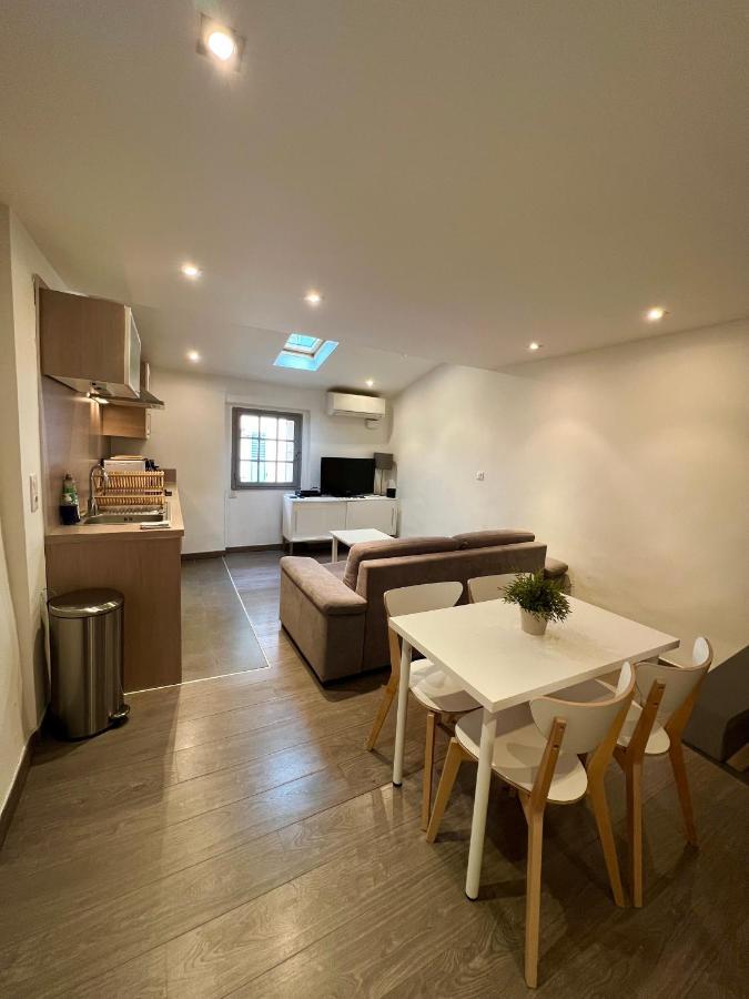 דירות Superbe 2P Mezzanine Au Coeur Du Vieil אנטיב מראה חיצוני תמונה